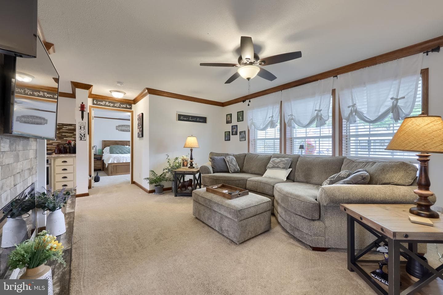 1003 Elm Street photo 5