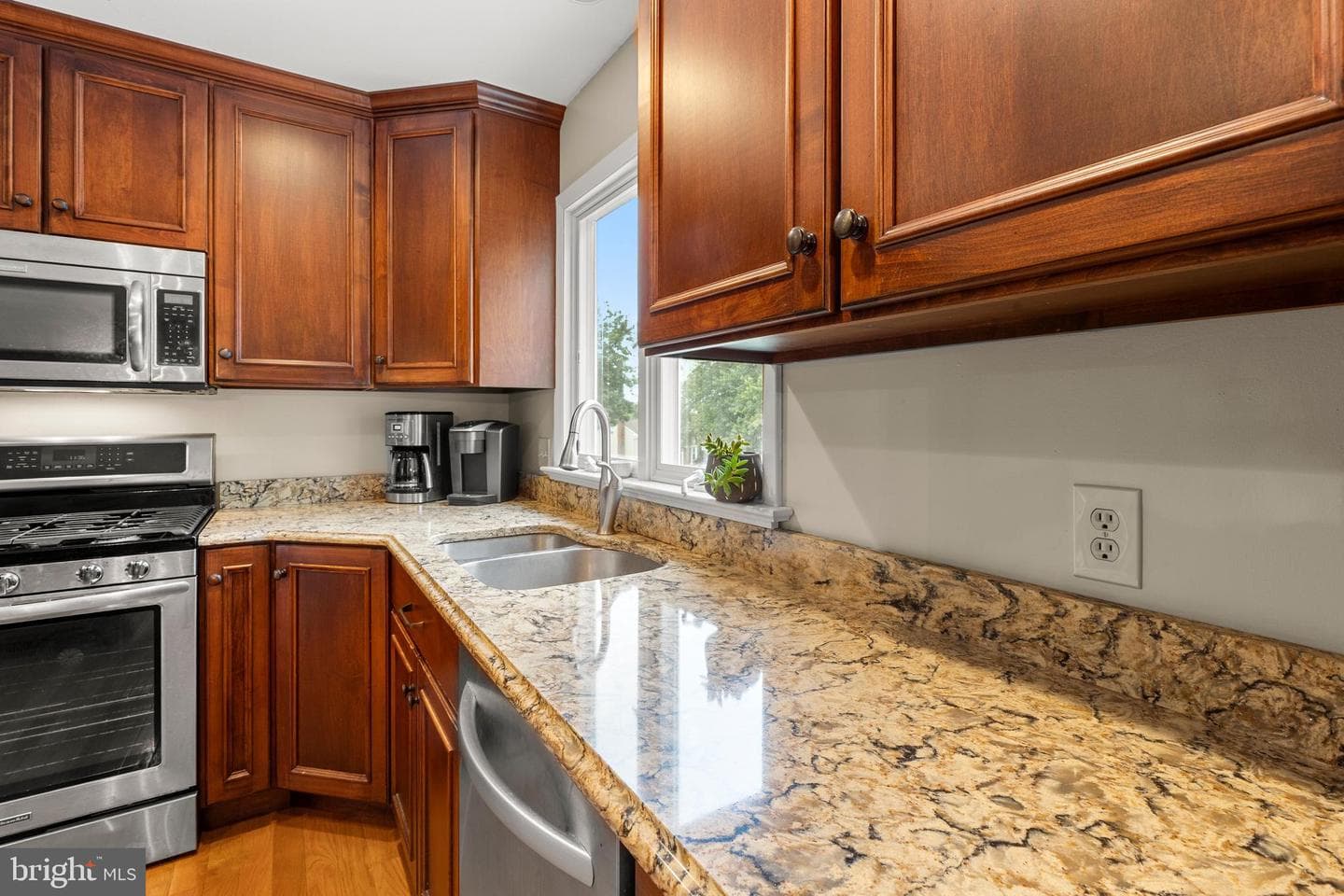 3339 Pin Oak Circle photo 12