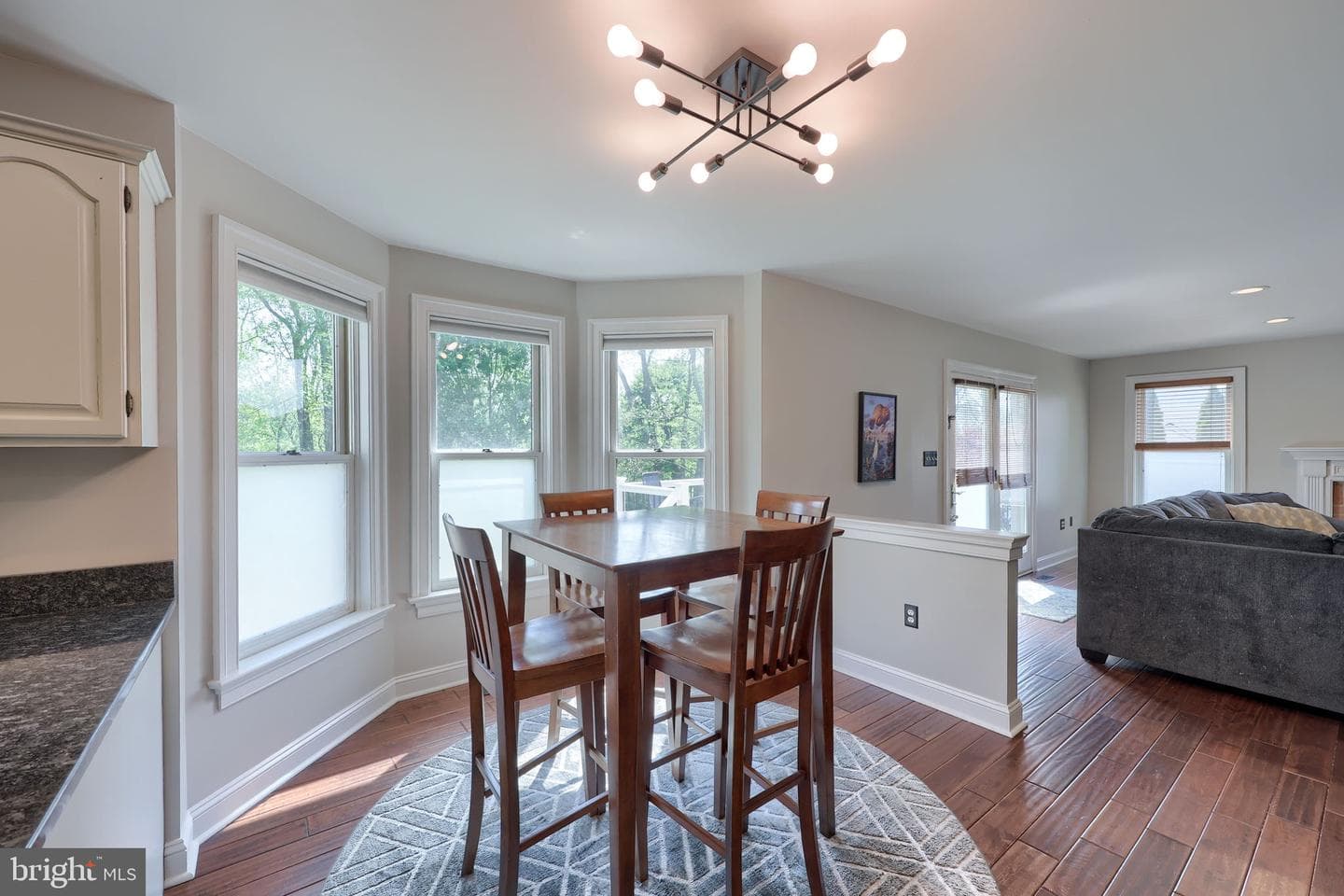 354 W Charlotte Street photo 18