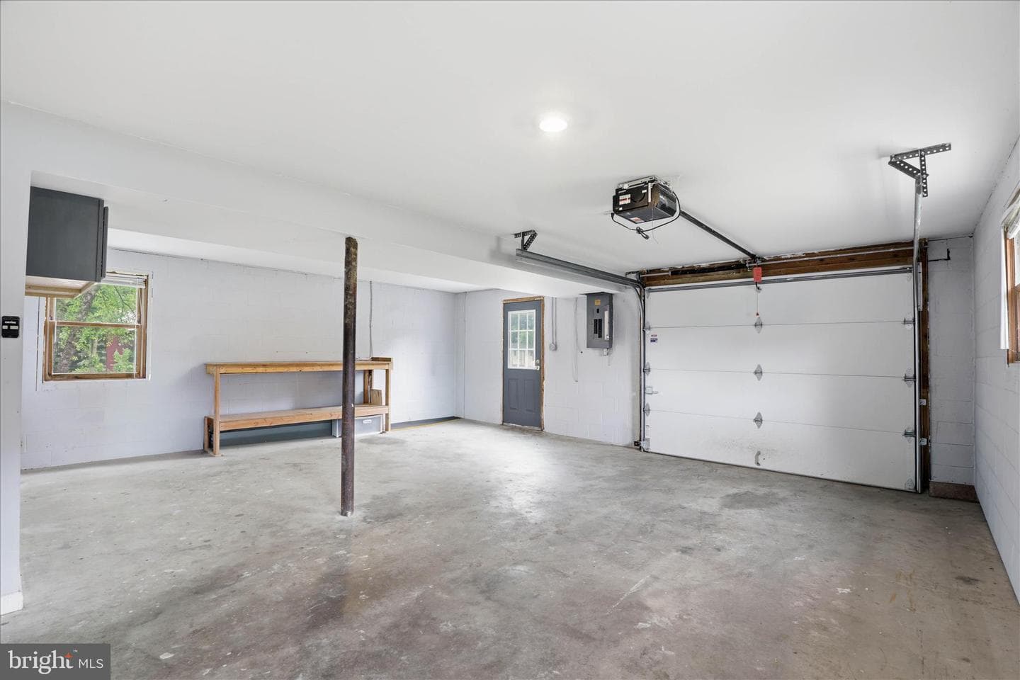 42 Pinewood Avenue photo 27