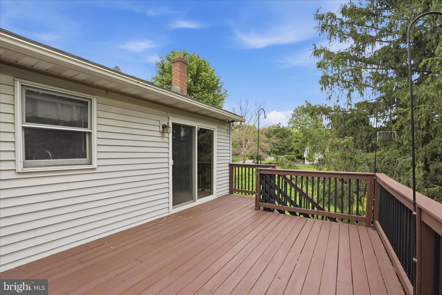 42 Pinewood Avenue photo 32