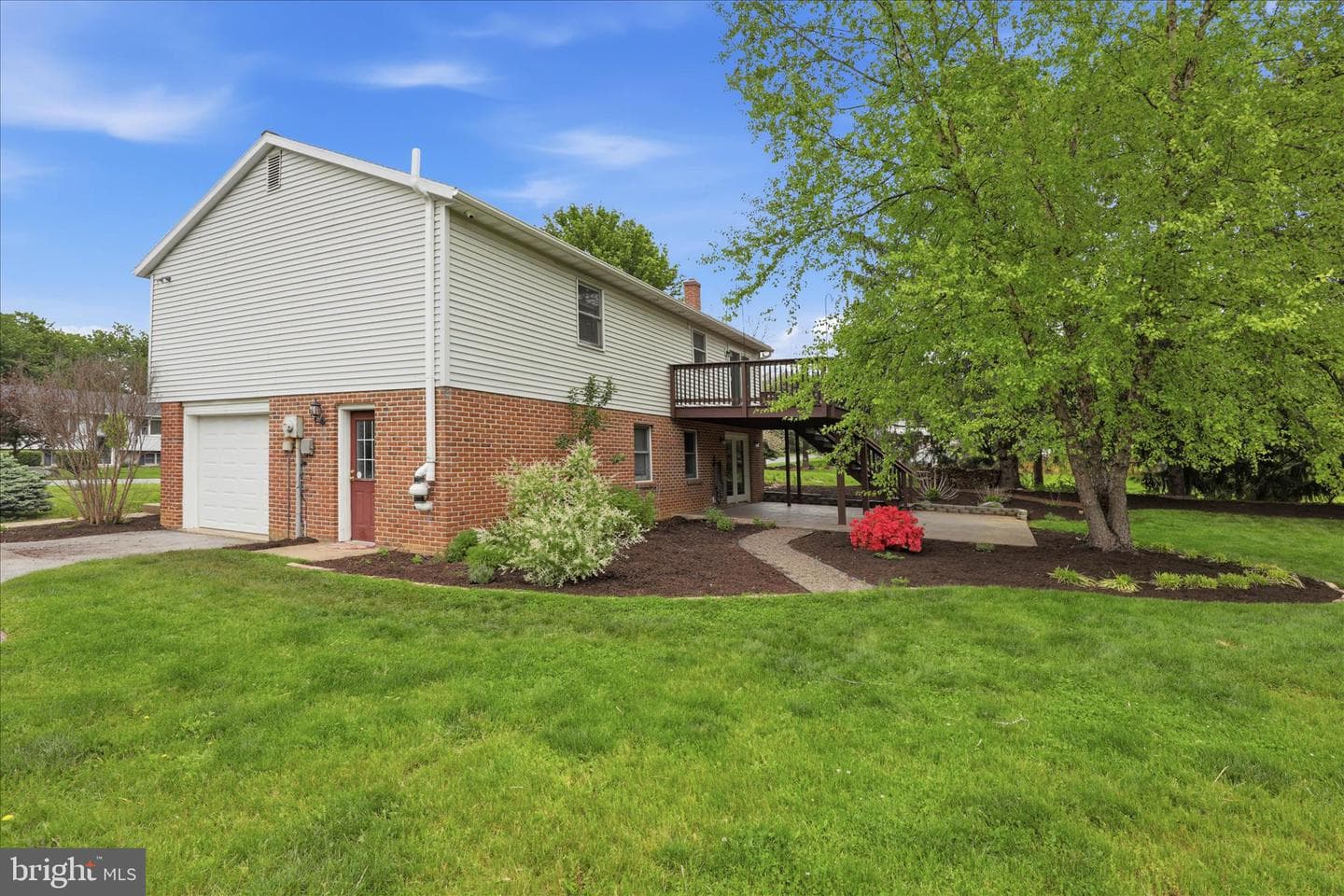 42 Pinewood Avenue photo 37