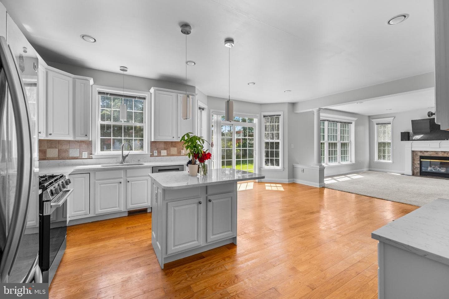 271 Squire Ln photo 22