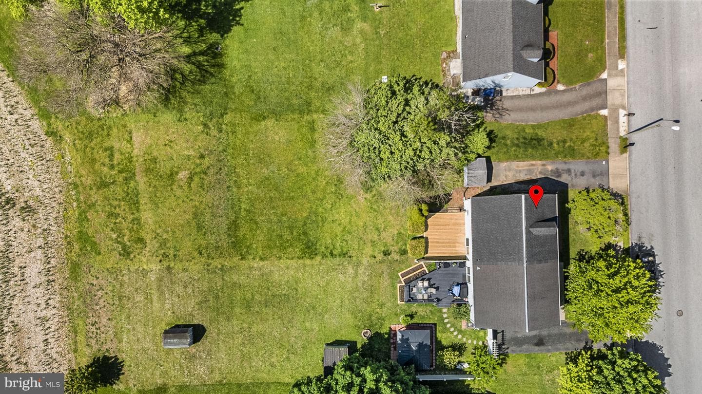 229 Black Horse Drive photo 3