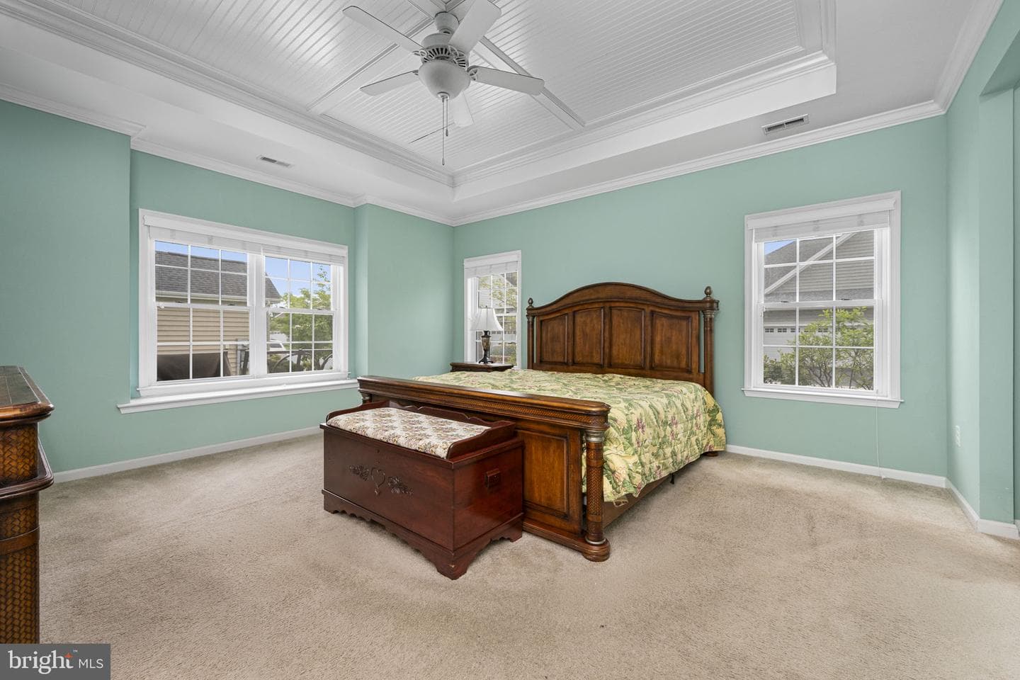 1022 Glory Way photo 11