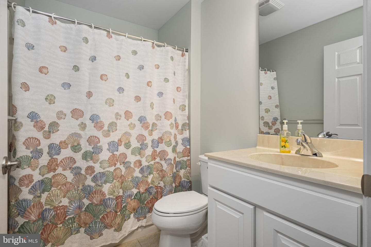 1022 Glory Way photo 19