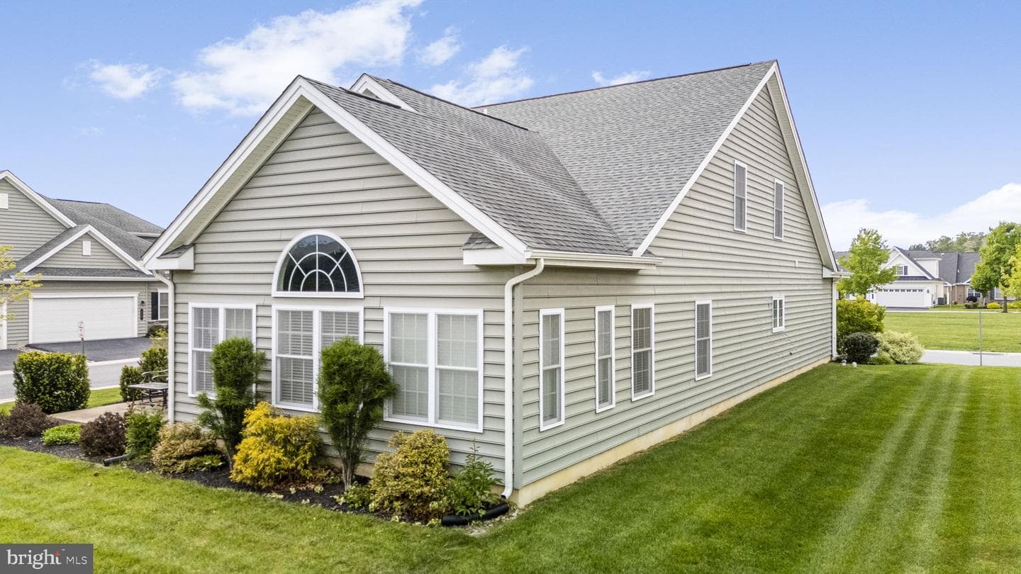 1022 Glory Way photo 25