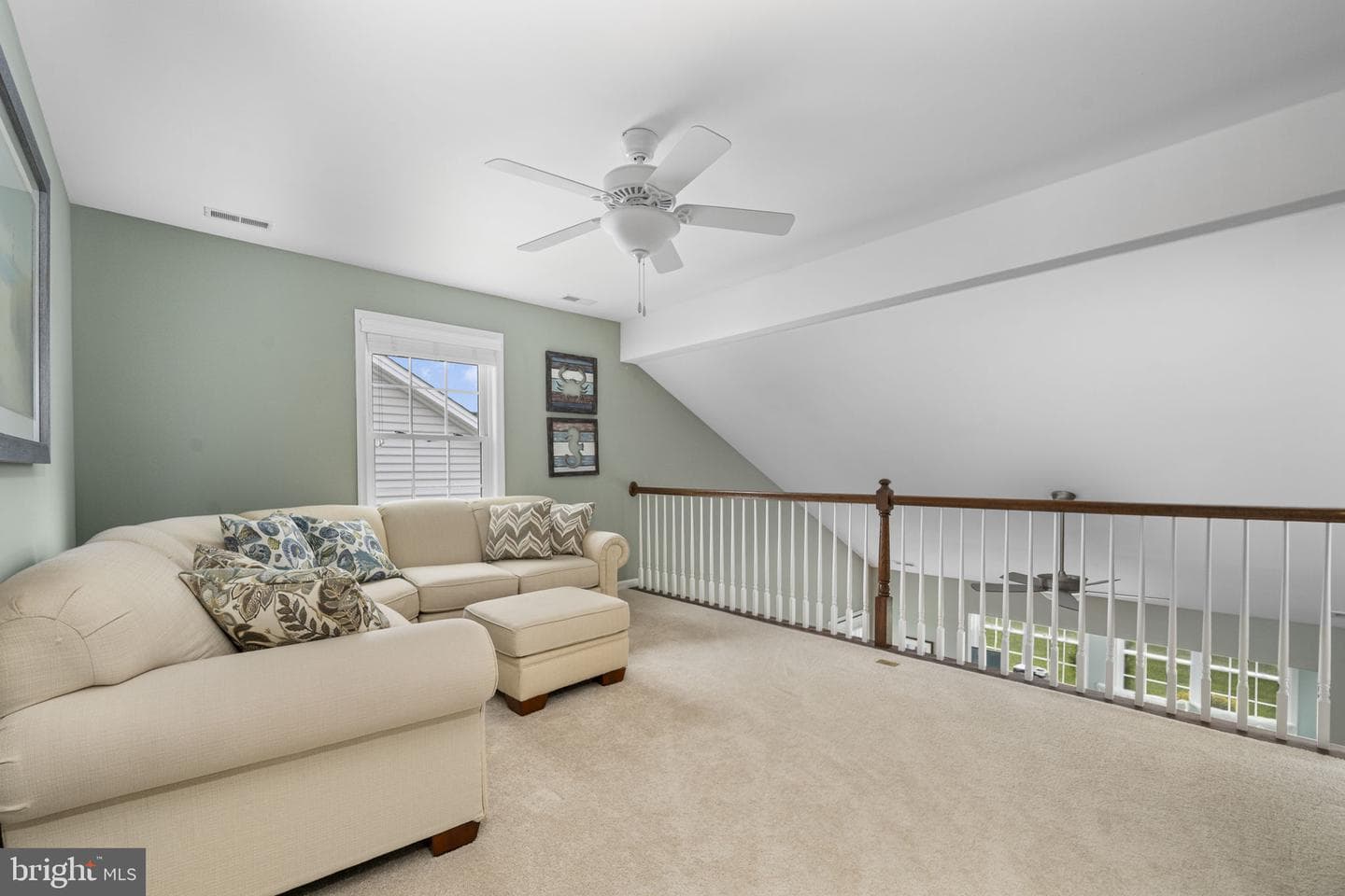 1022 Glory Way photo 6