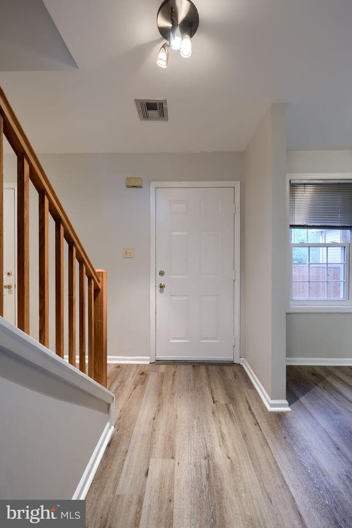 117 Treetops Drive photo 4
