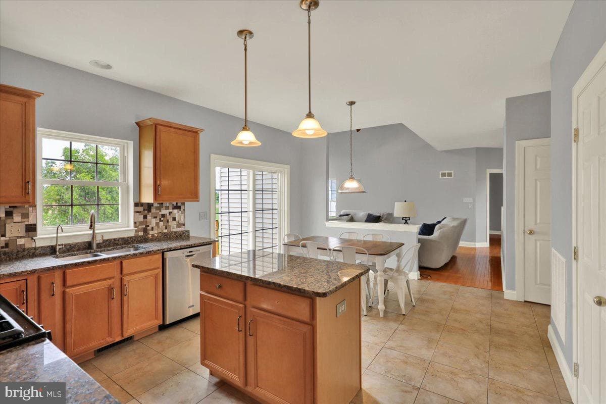 45 Tyler Drive photo 18