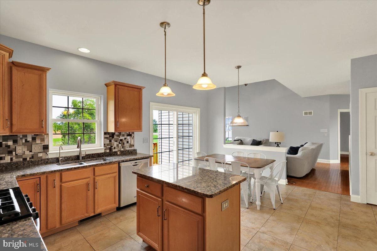 45 Tyler Drive photo 19