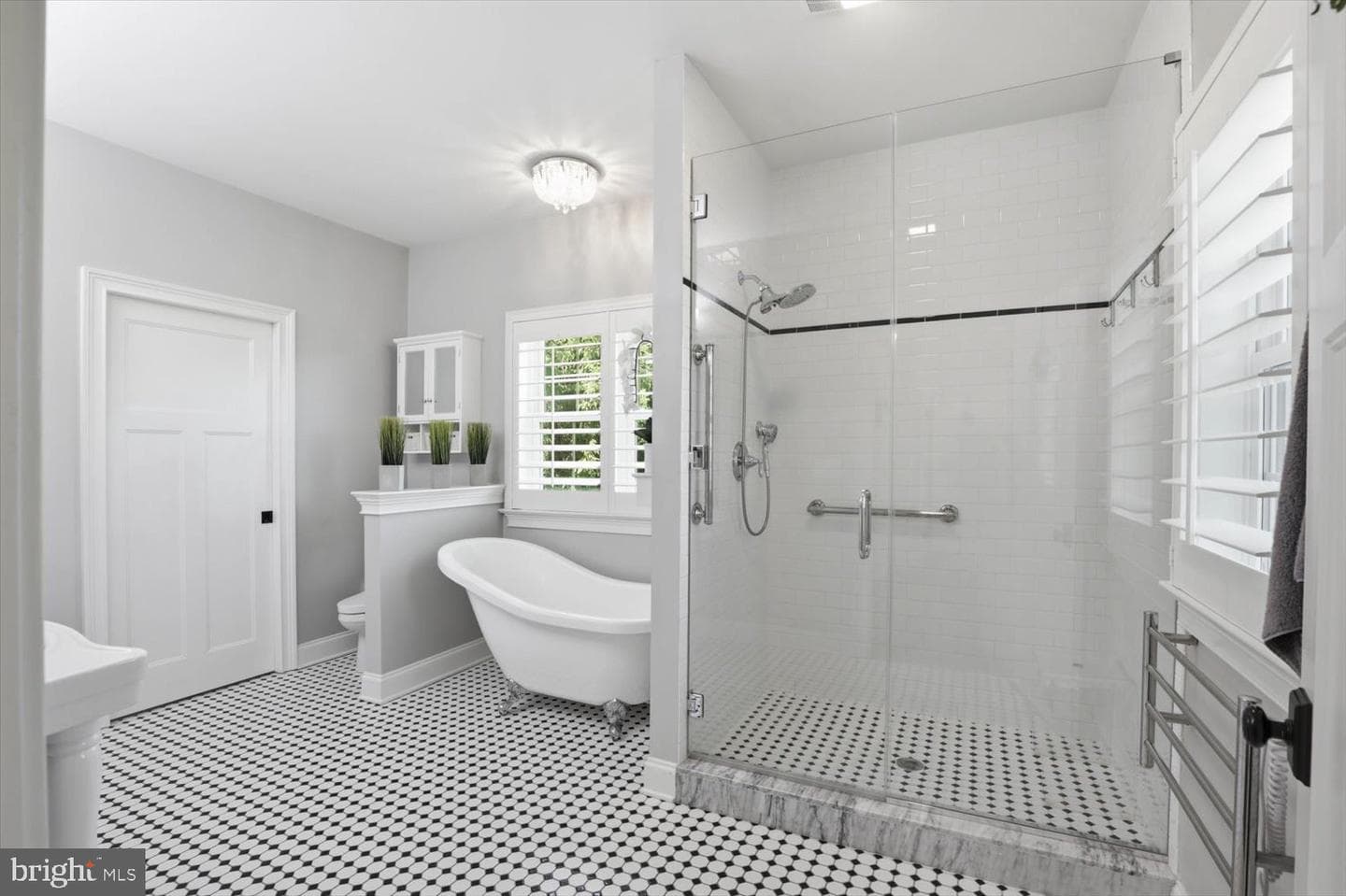 640 Snyder Road photo 13