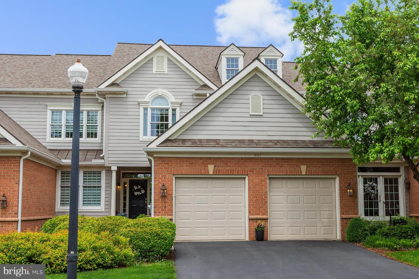 607 Northfield Road photo 1