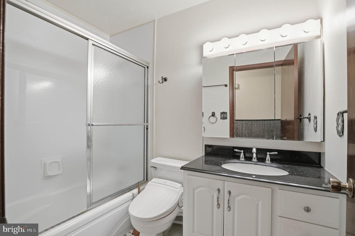3218 Caroline Drive photo 16