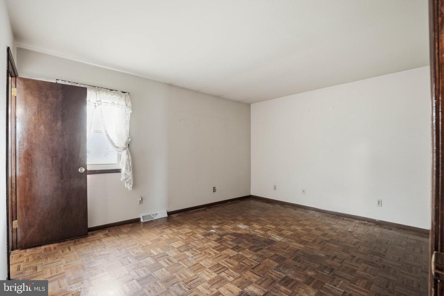 3218 Caroline Drive photo 17