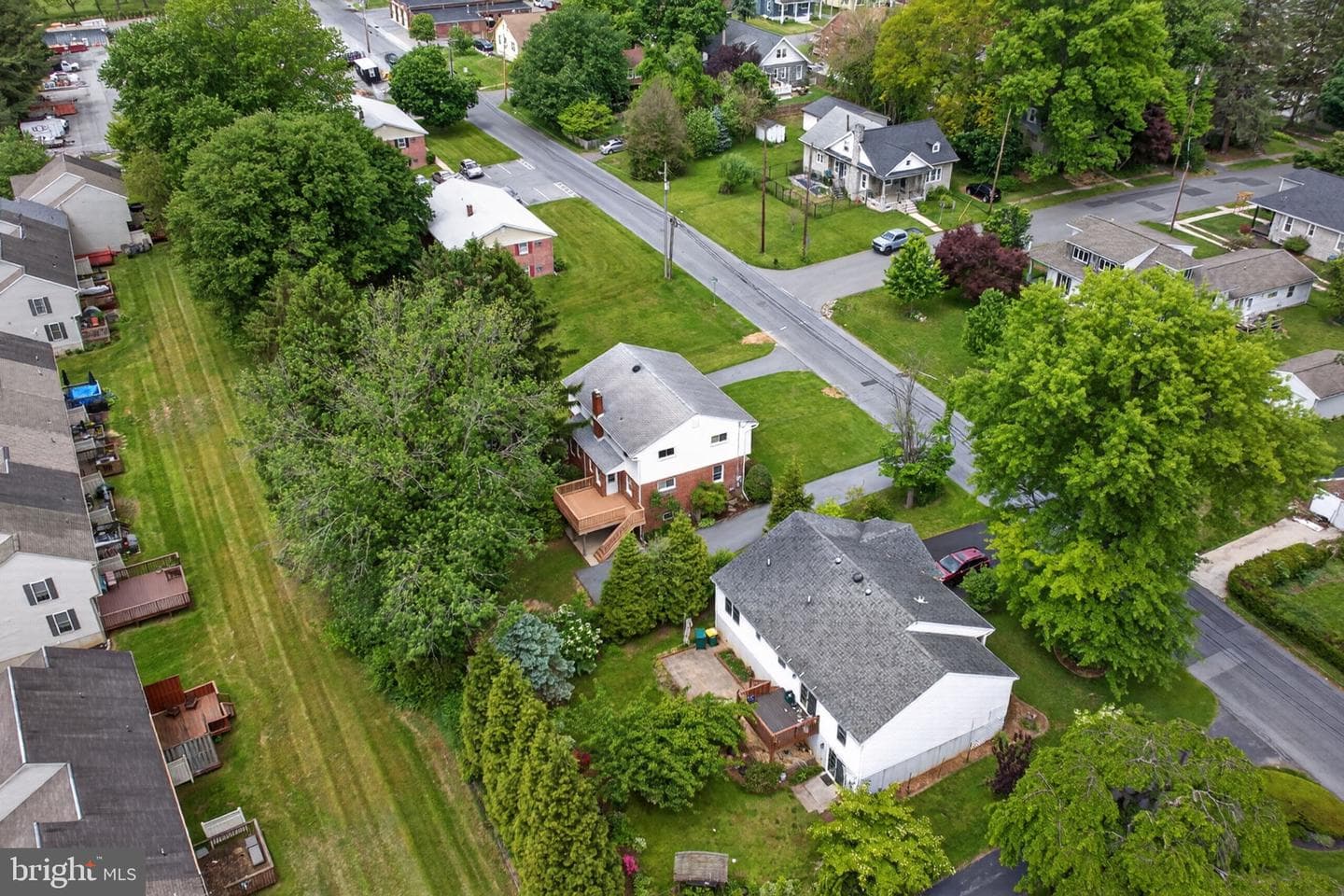 1638 Temple Avenue photo 43