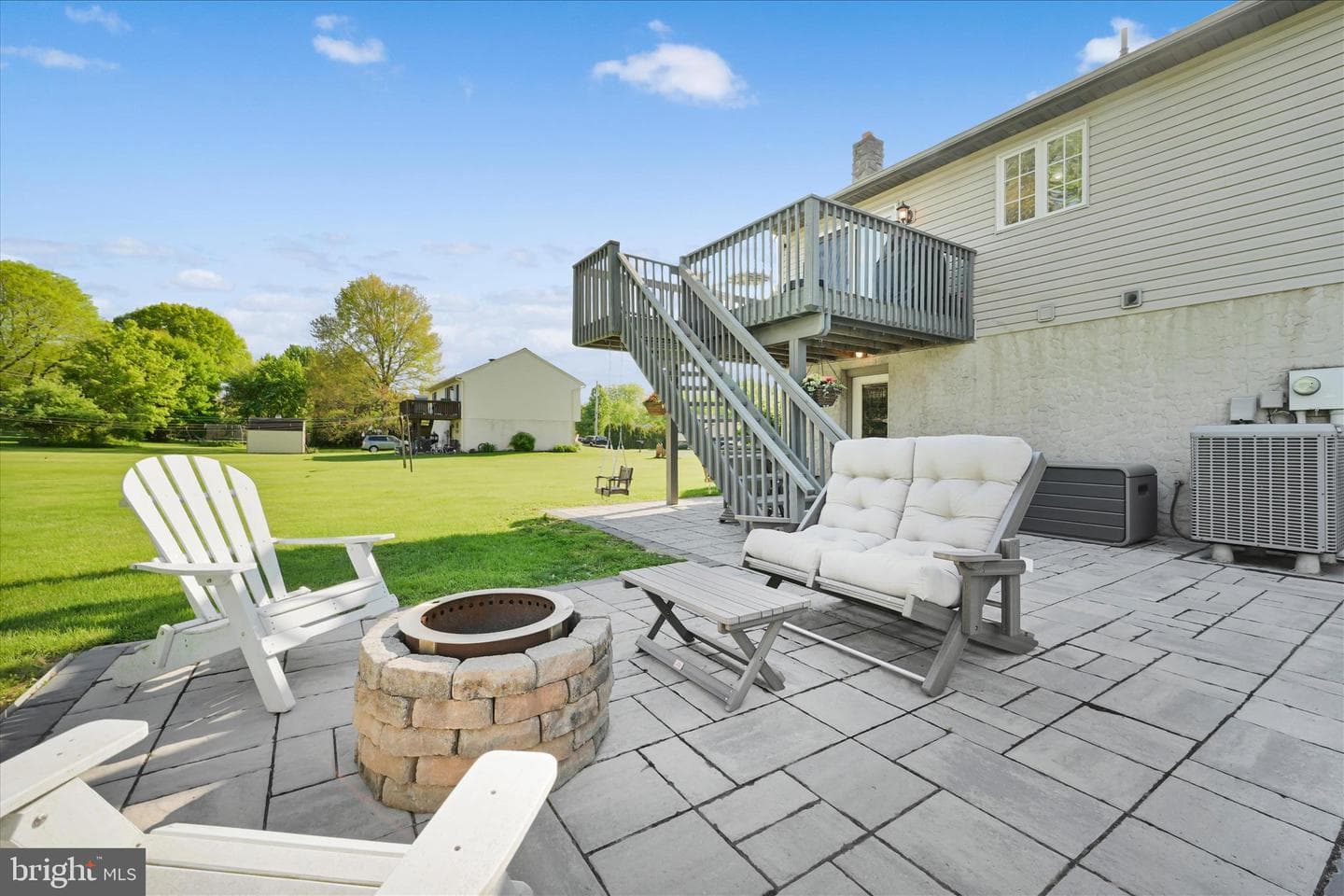 302 Grant Street photo 29