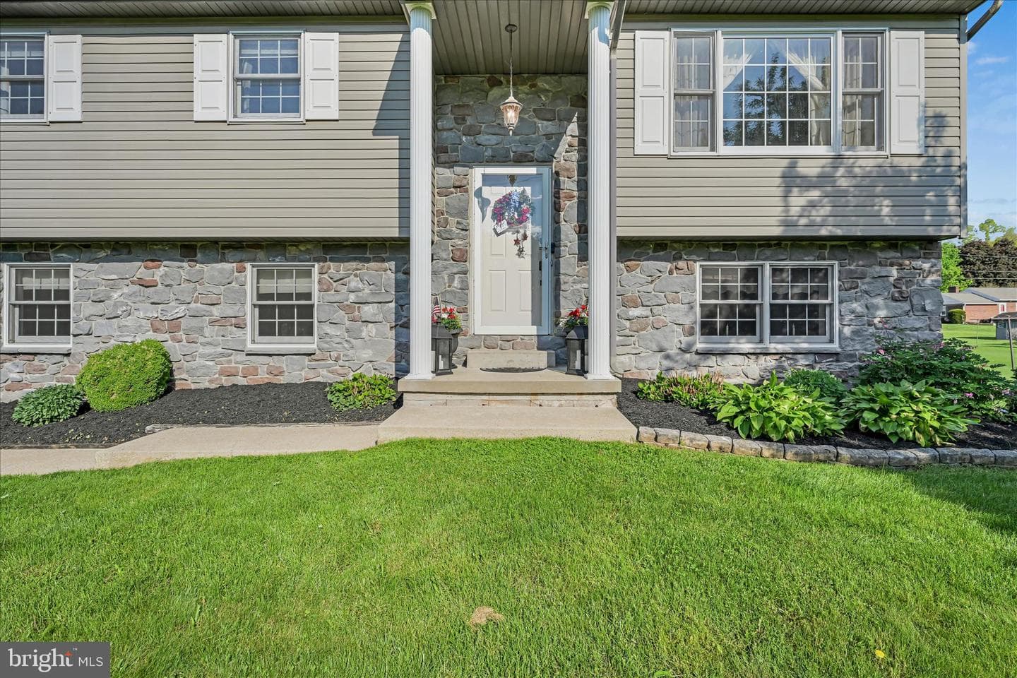 302 Grant Street photo 4