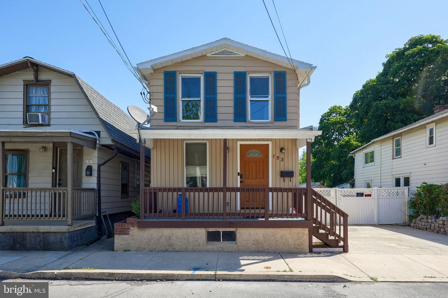 153 S Wolf Street, Manheim