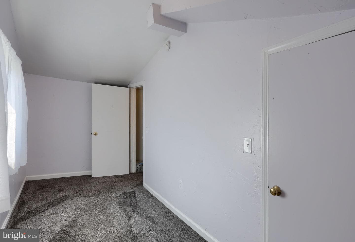 153 S Wolf Street photo 17