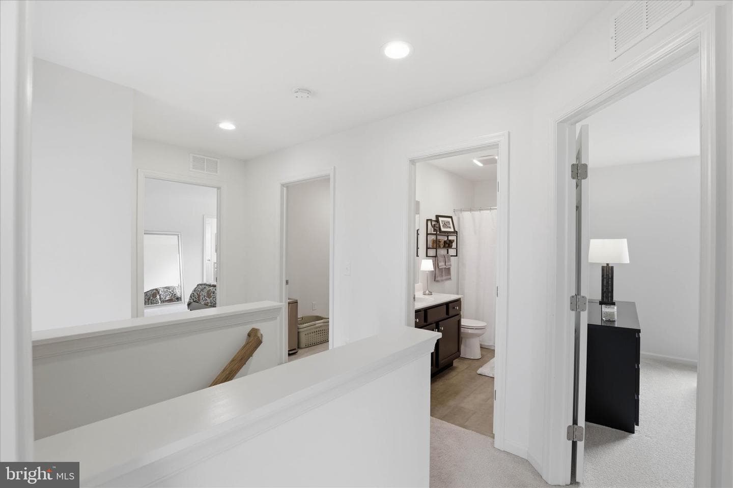 28 Lee Drive photo 32