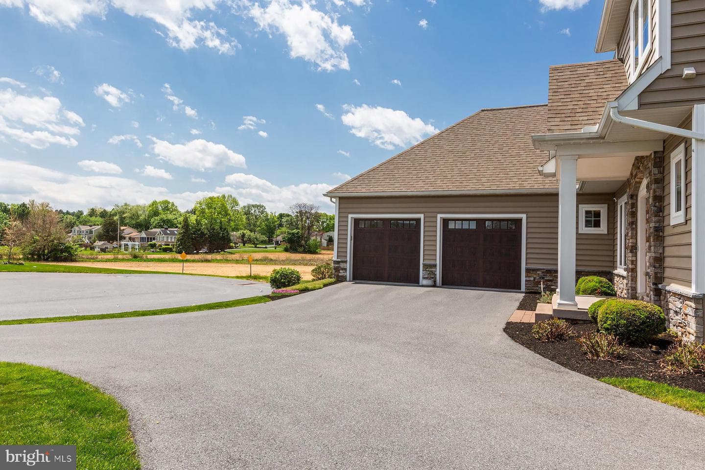 425 E Delp Road photo 13
