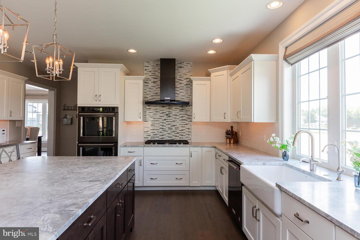 425 E Delp Road photo 35