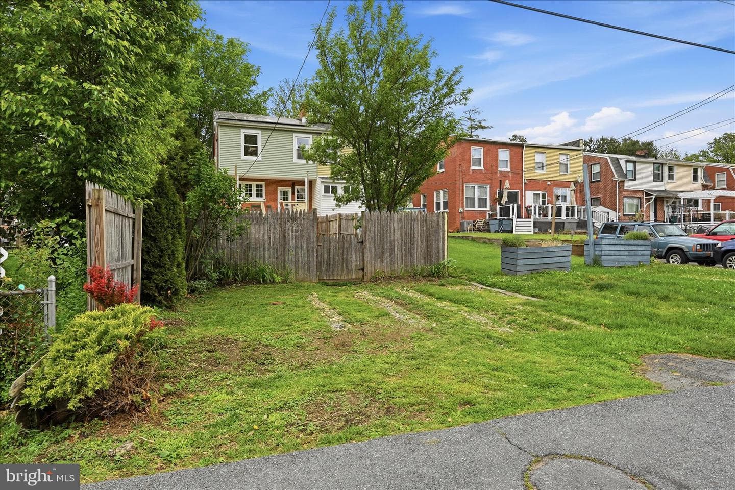 1230 Elm Avenue photo 26