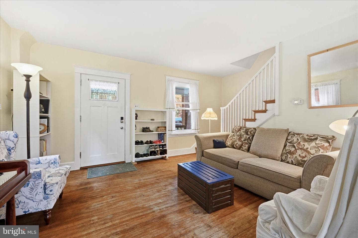 1230 Elm Avenue photo 4