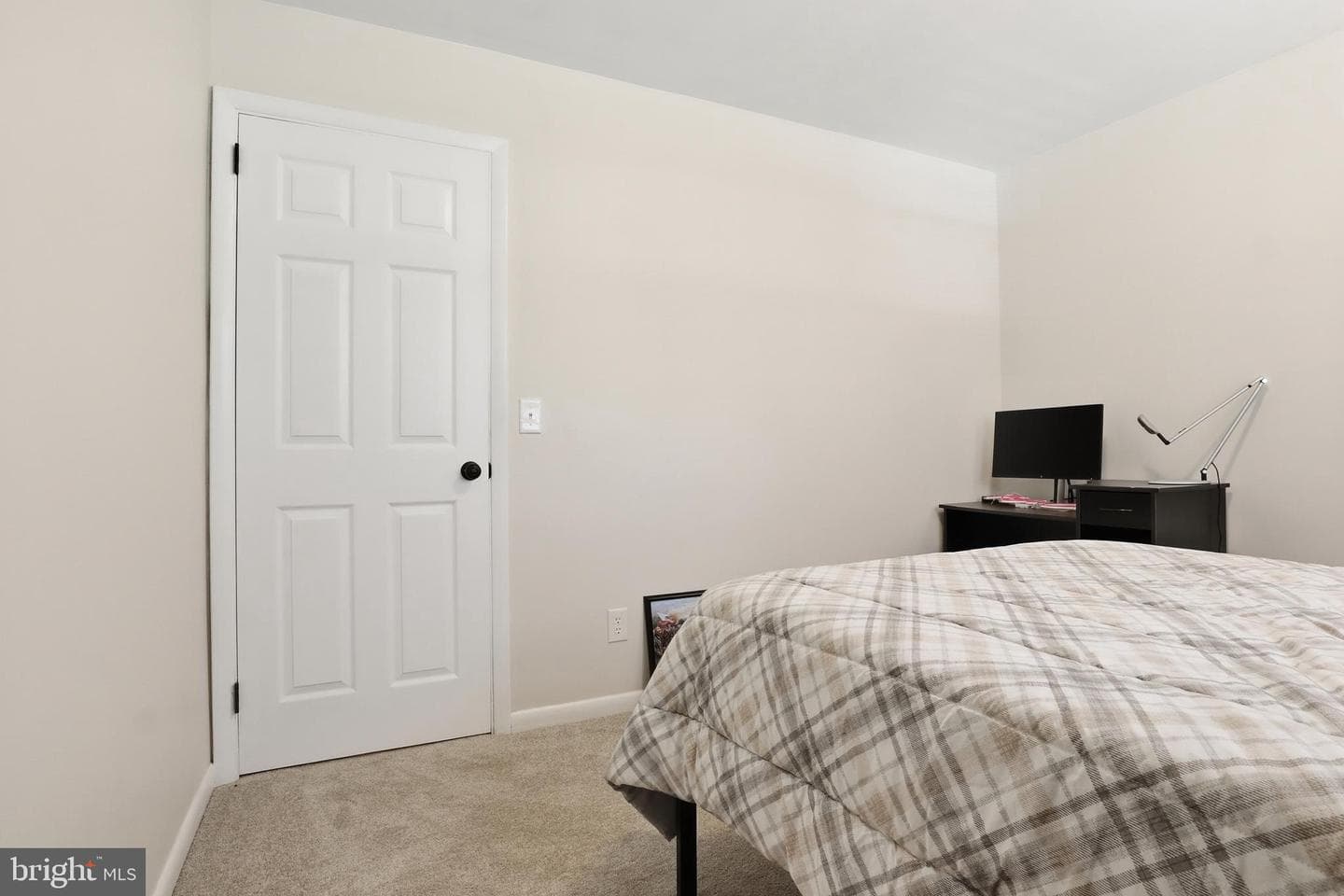 664 Shultz Road photo 19