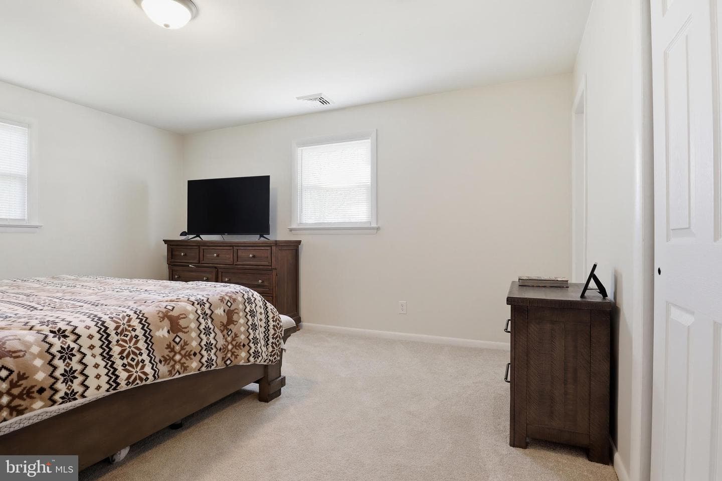 664 Shultz Road photo 23