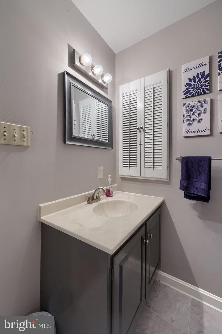 340 Curby Drive photo 18