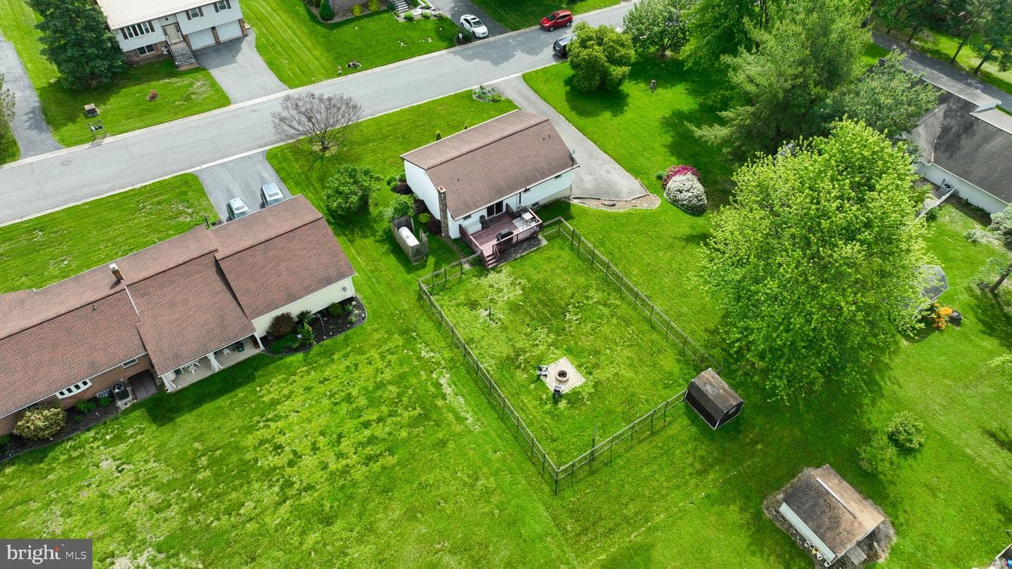 340 Curby Drive photo 34