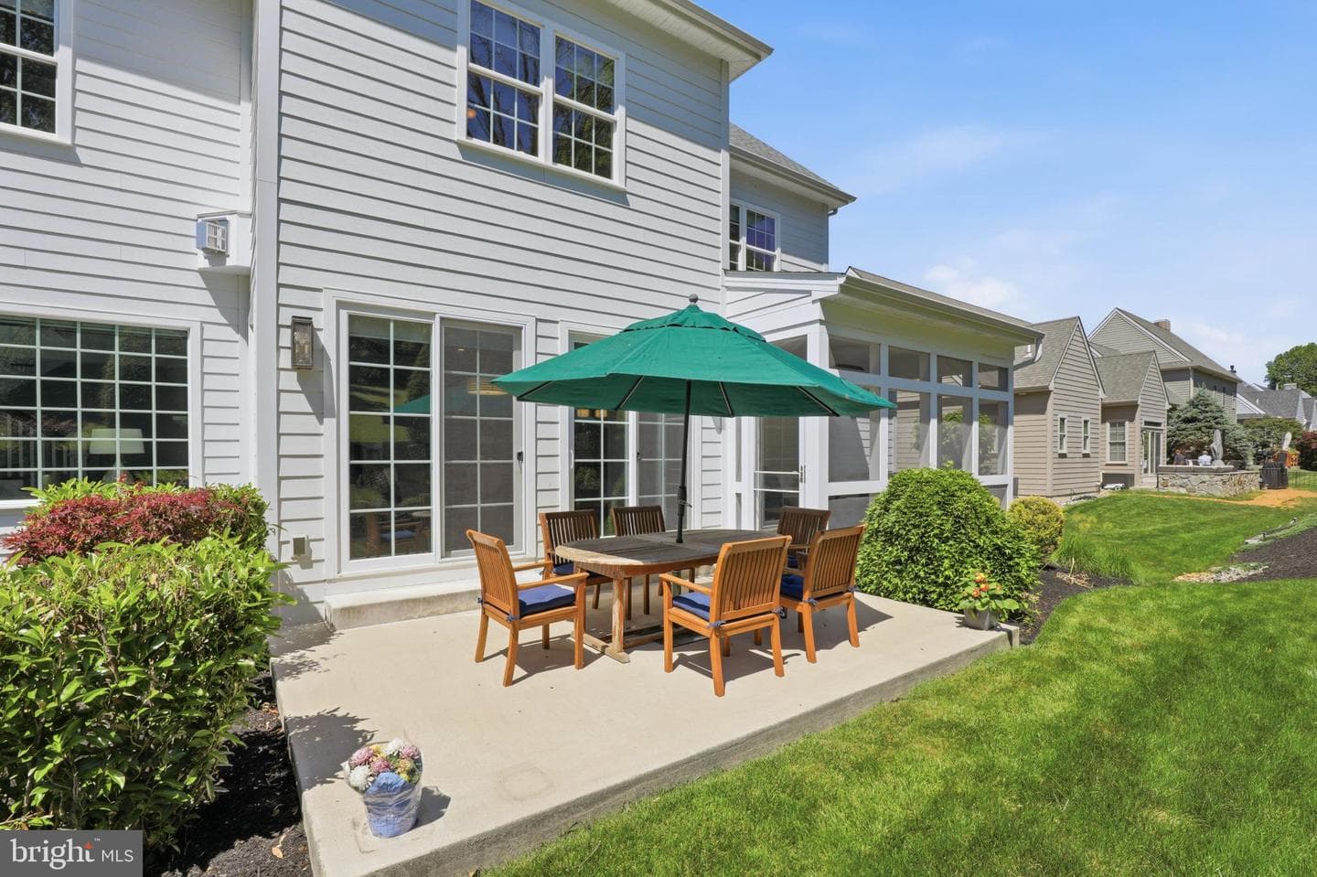 360 Addison Place photo 63