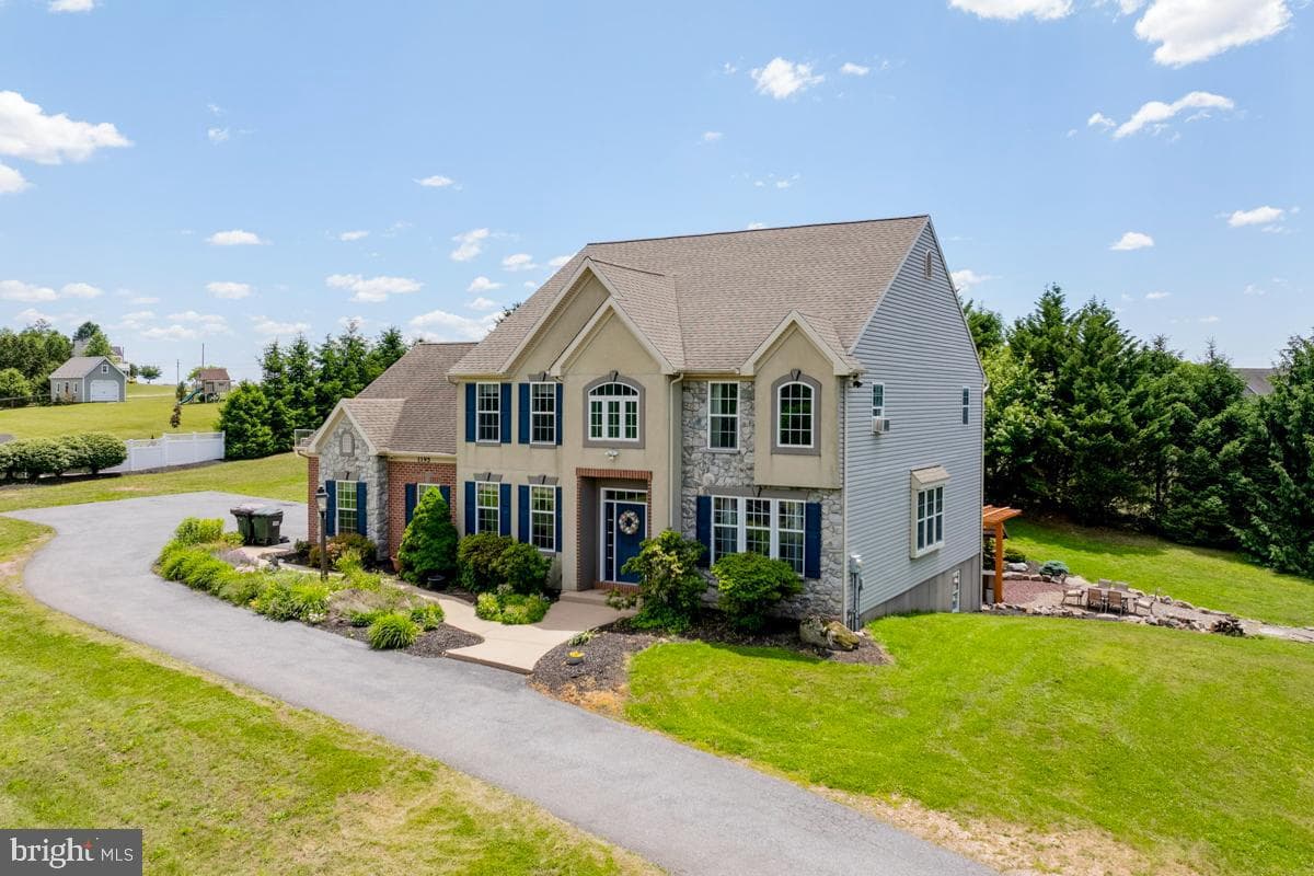 1195 Mount Airy Road, Stevens