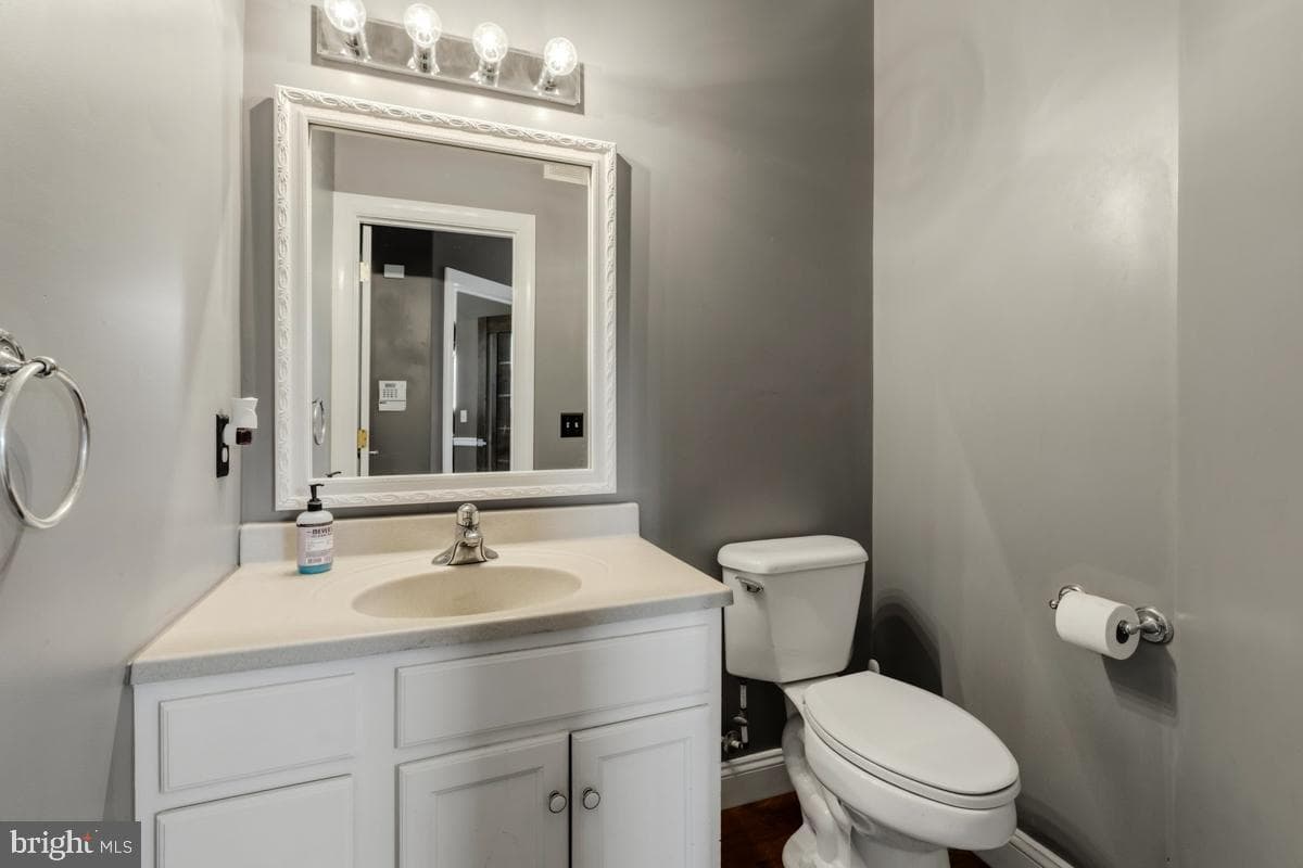 1195 Mount Airy Road photo 22
