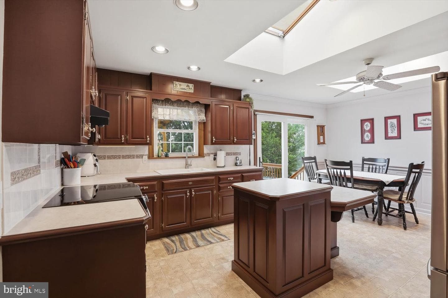 324 Southview Drive photo 13