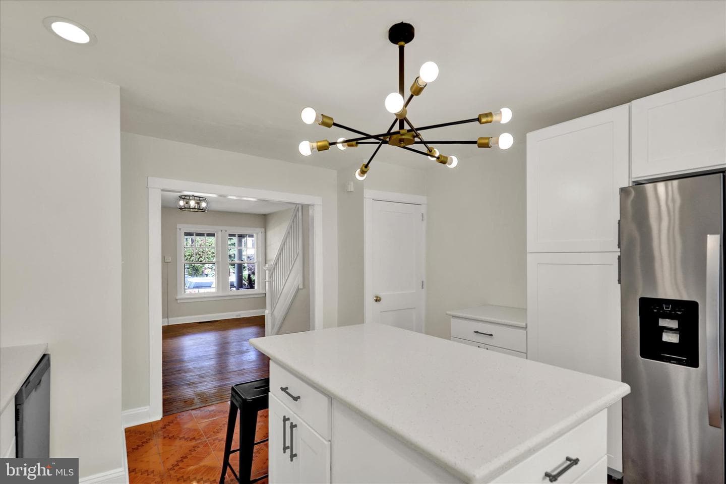 644 New Holland Avenue photo 10