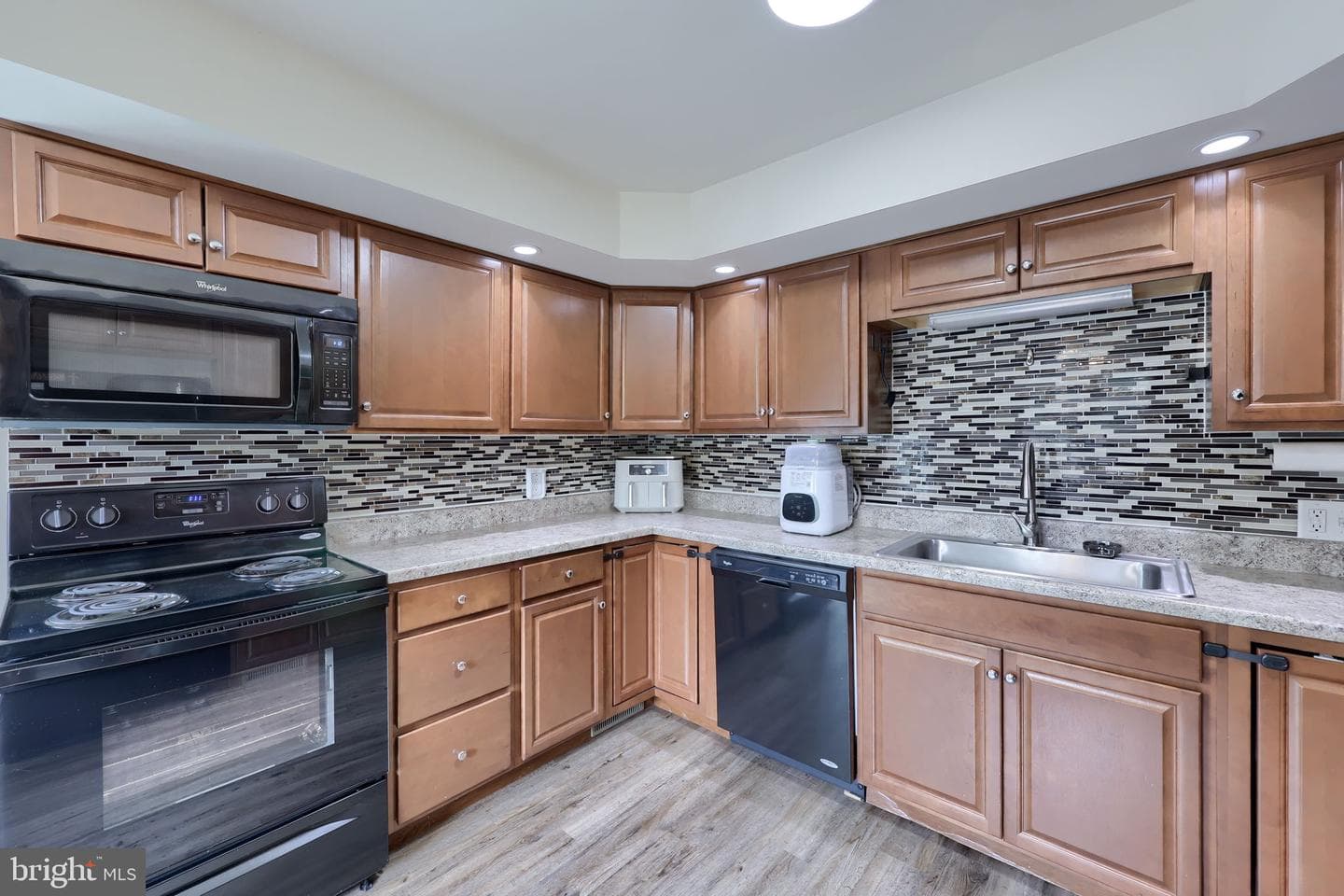 1074 Hearthstone Road photo 10