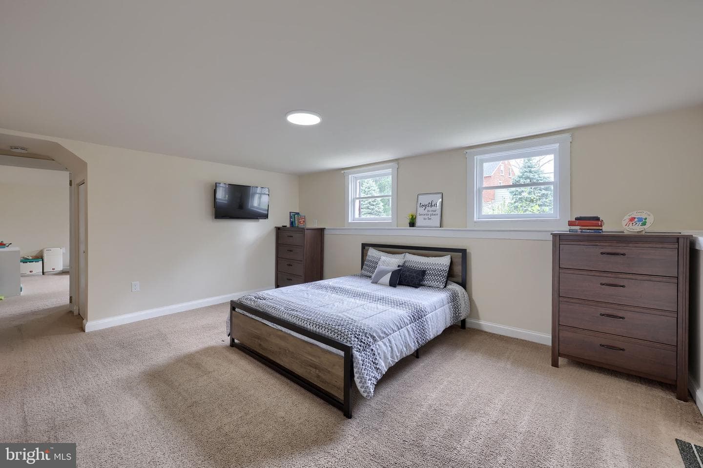 1074 Hearthstone Road photo 23