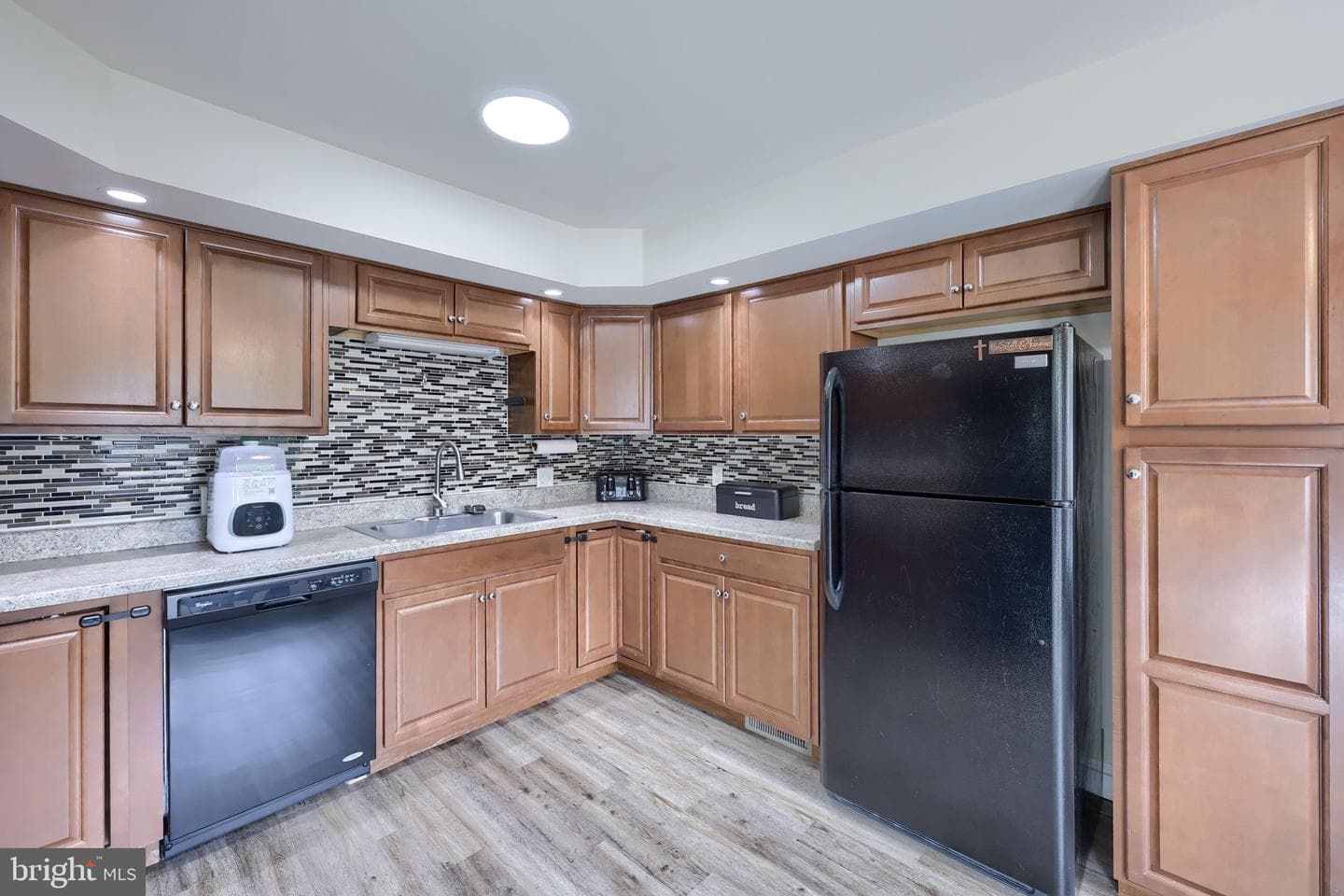 1074 Hearthstone Road photo 9