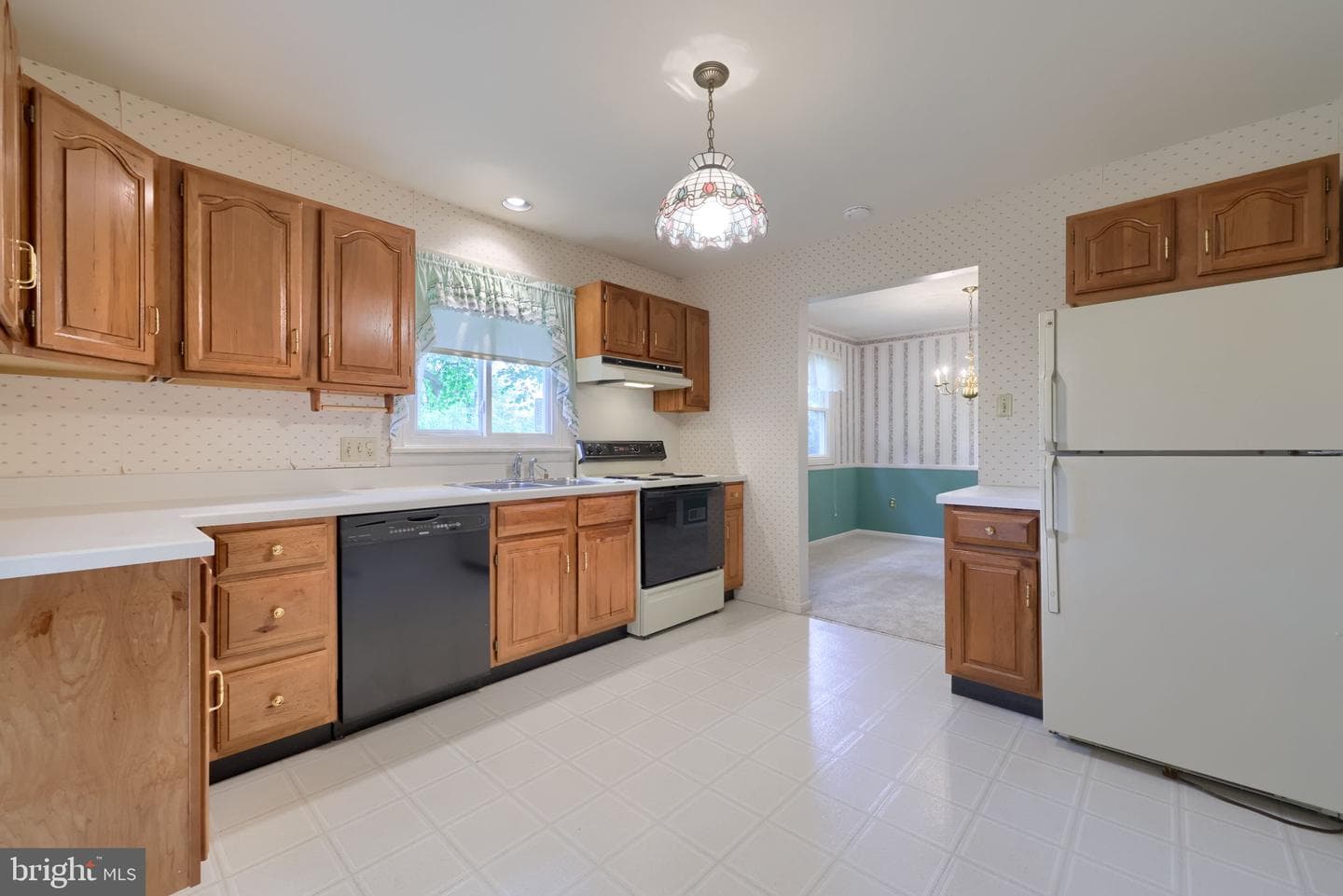 426 Spencer Avenue photo 15