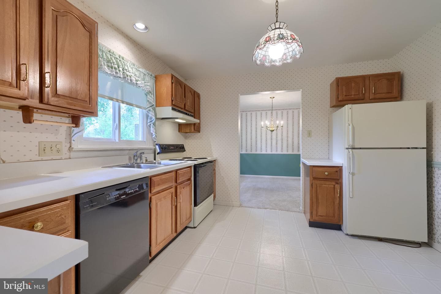 426 Spencer Avenue photo 16
