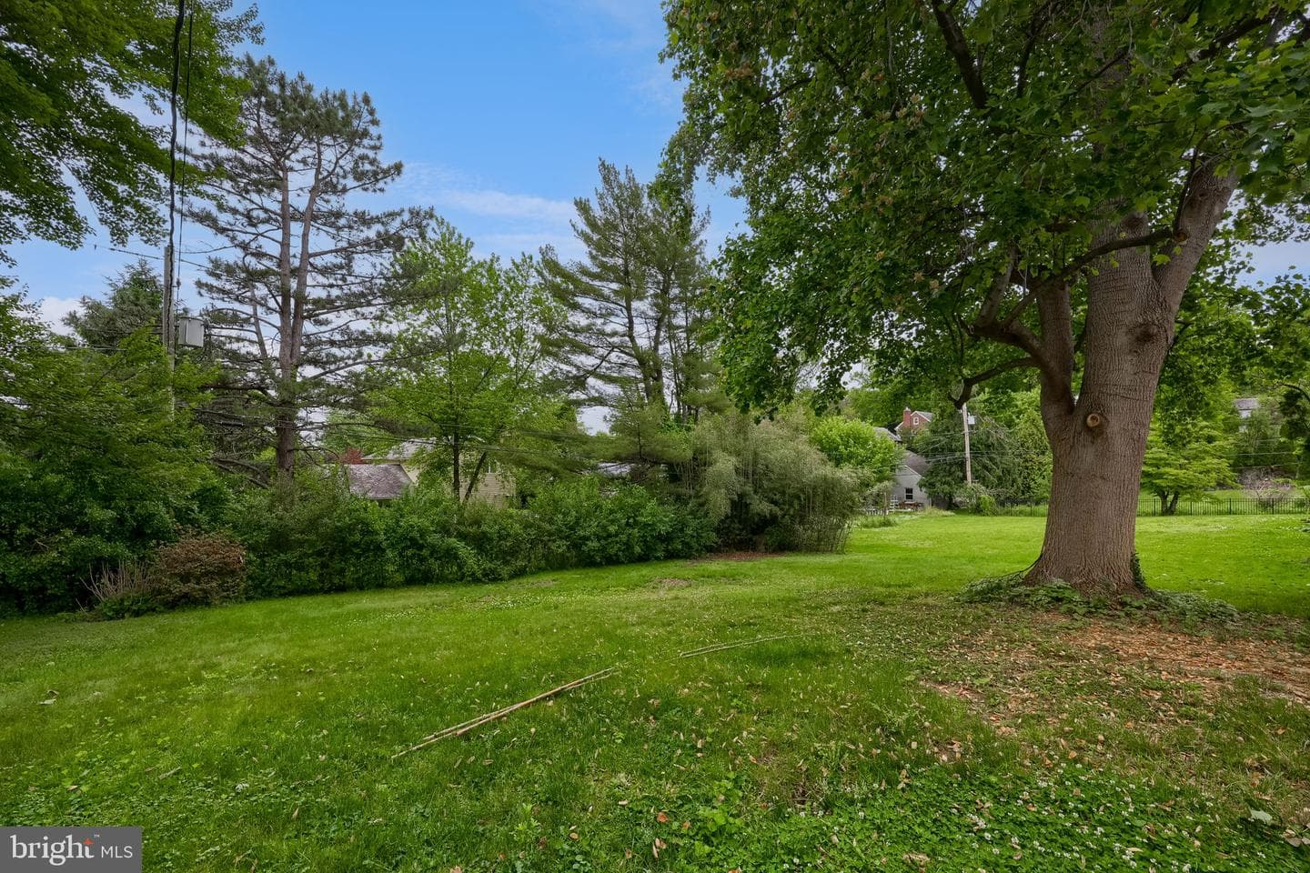 426 Spencer Avenue photo 34