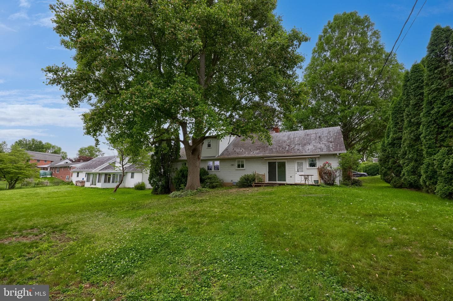 426 Spencer Avenue photo 36