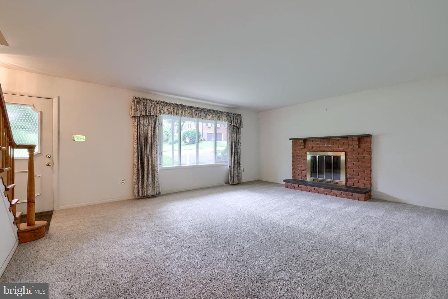 426 Spencer Avenue photo 7
