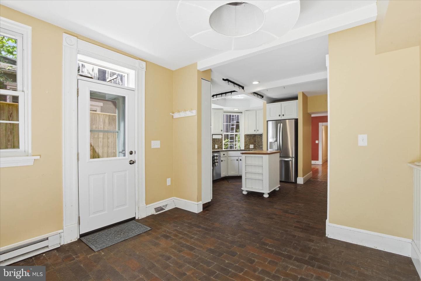 119 S Duke Street photo 19