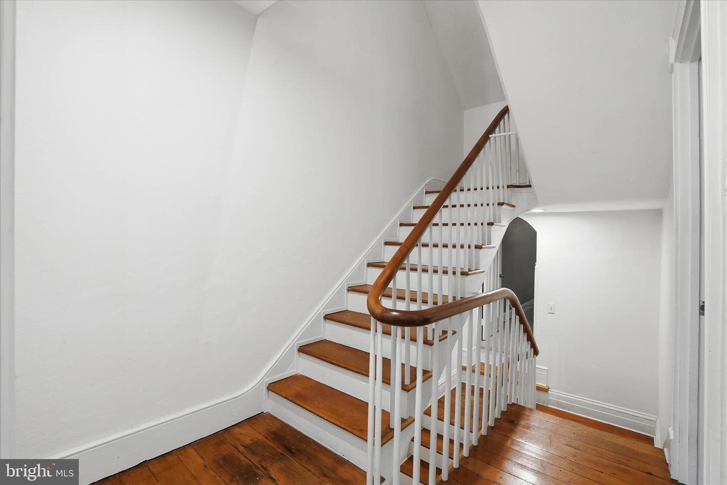 119 S Duke Street photo 23