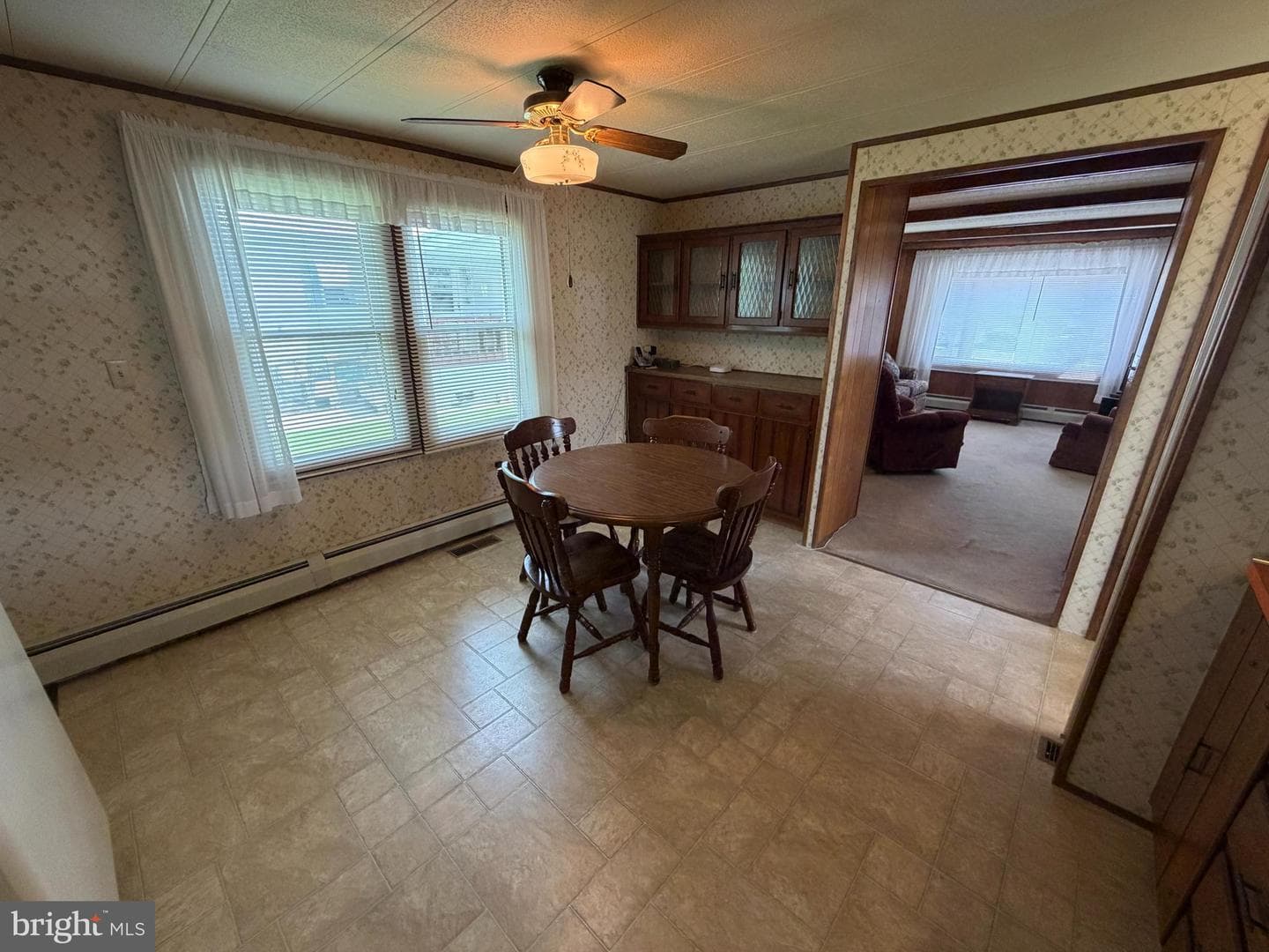 27 Ridgewood Manor photo 17
