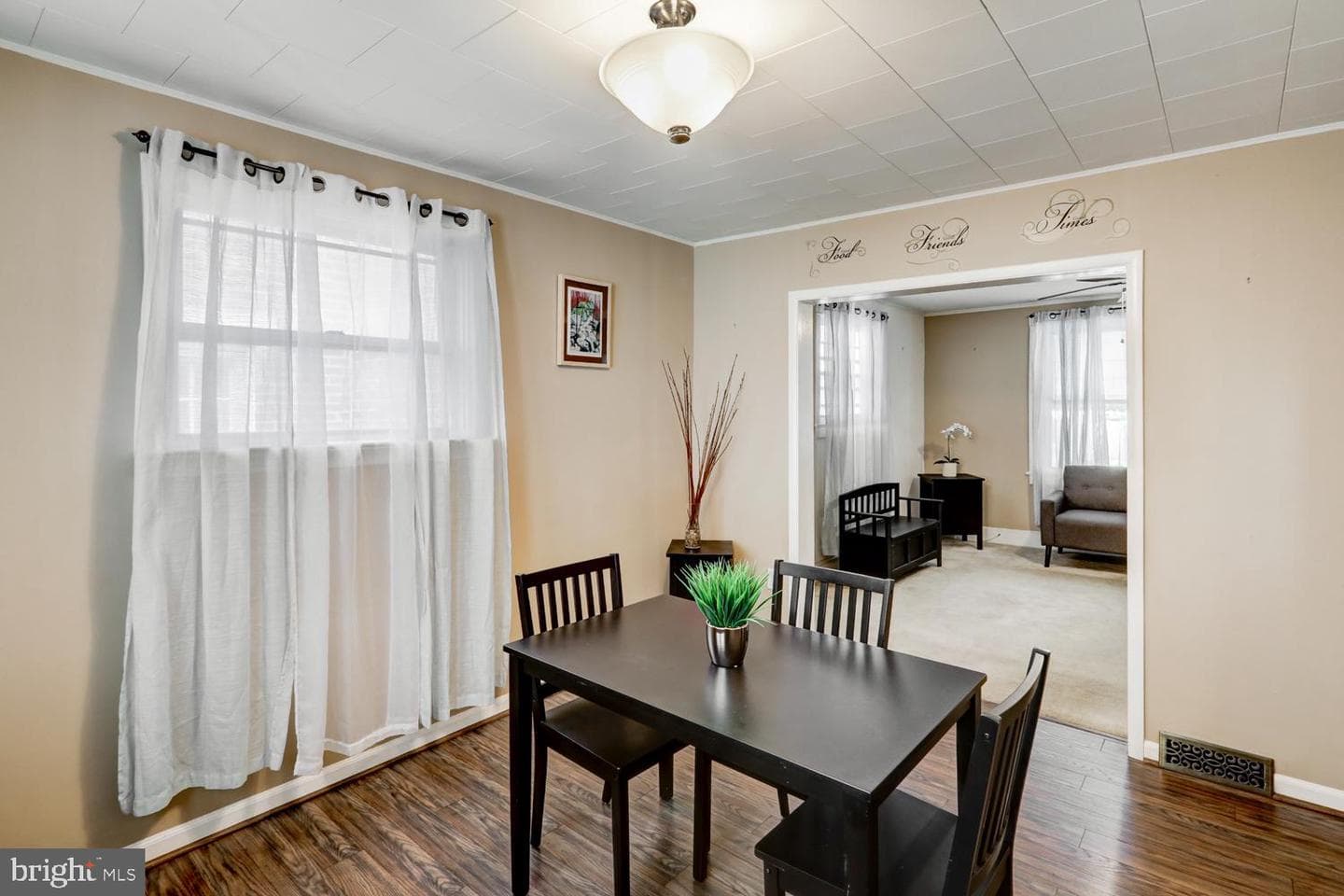 61 S Pearl Street photo 12